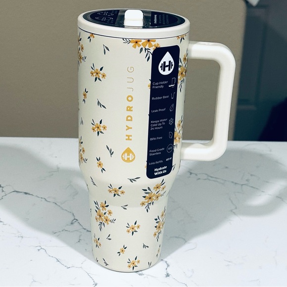 HydroJug Other - NEW Cottage Core 🌼 HydroJug - 40oz